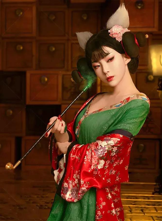 纪梵希四宫格散粉和nars蜜粉,纪梵希四宫格散粉和兰蔻丝绒散粉