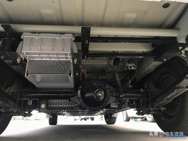 恒天新楚风纯电厢货,恒天新楚风电机