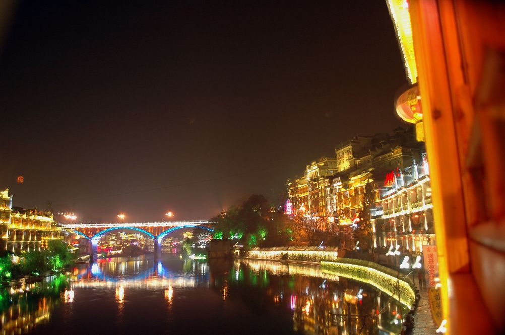 尼康d700怎么拍视频教程,尼康d700带手柄效果如何