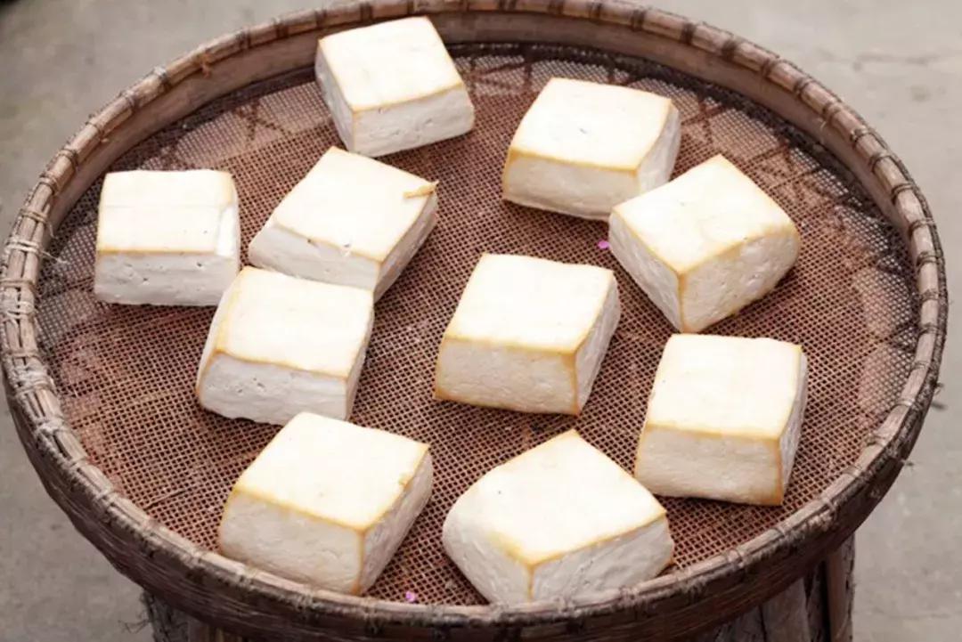 藏在山间民宿,藏在山里小民宿