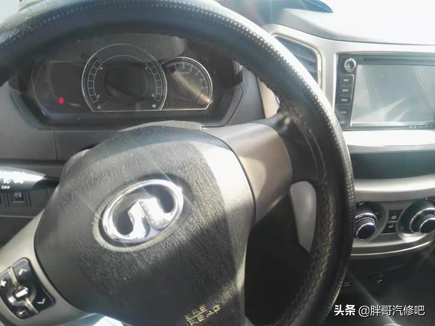 城市跨界运动小越野,马路牙子随便上,两万多元二手挂价