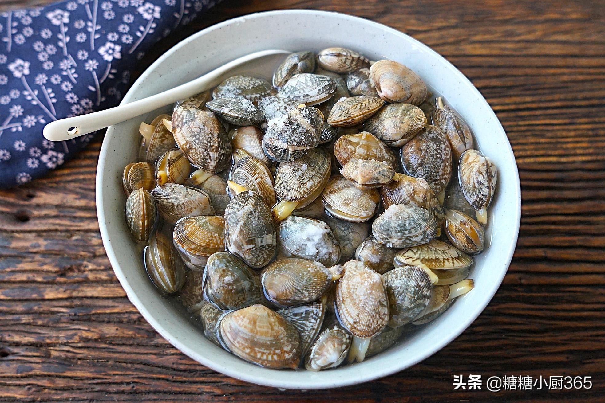 蛤蜊处理内脏,蛤蜊已经焯过水怎么清理沙子