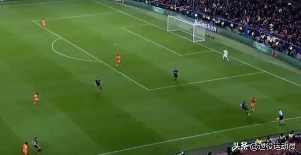 足球高位压迫的7个时机,足球高位压迫训练教案