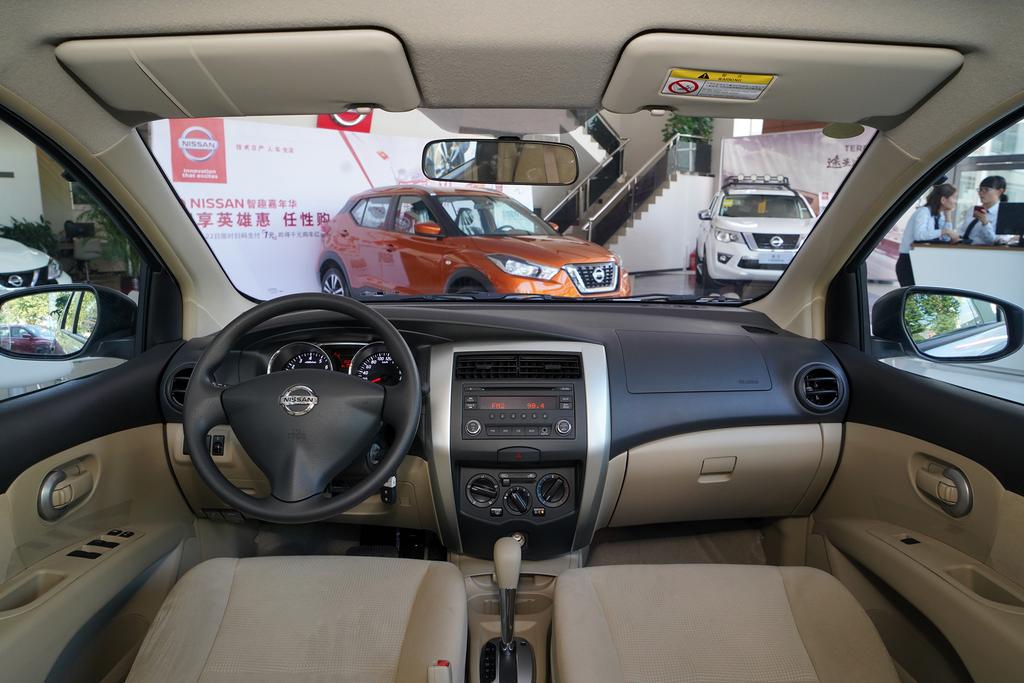 适合年轻人练手的三款车,适合不同预算的车