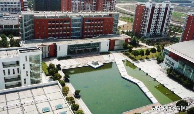 深度美文：大学vs学院，到底两者之间差在哪？