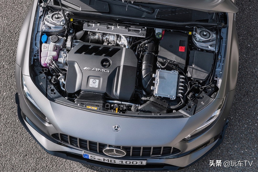 内燃机最后的疯狂！能横着走的AMGA45了解一下
