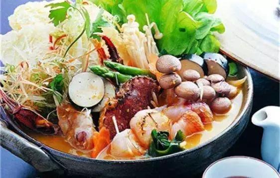 又想骗我去拍照！博大4楼空降网红美食街等你吃！