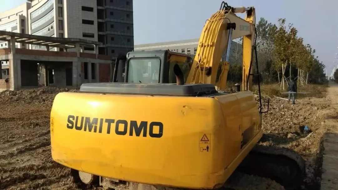 各种挖掘机优劣分析视频,十大挖掘机优缺点