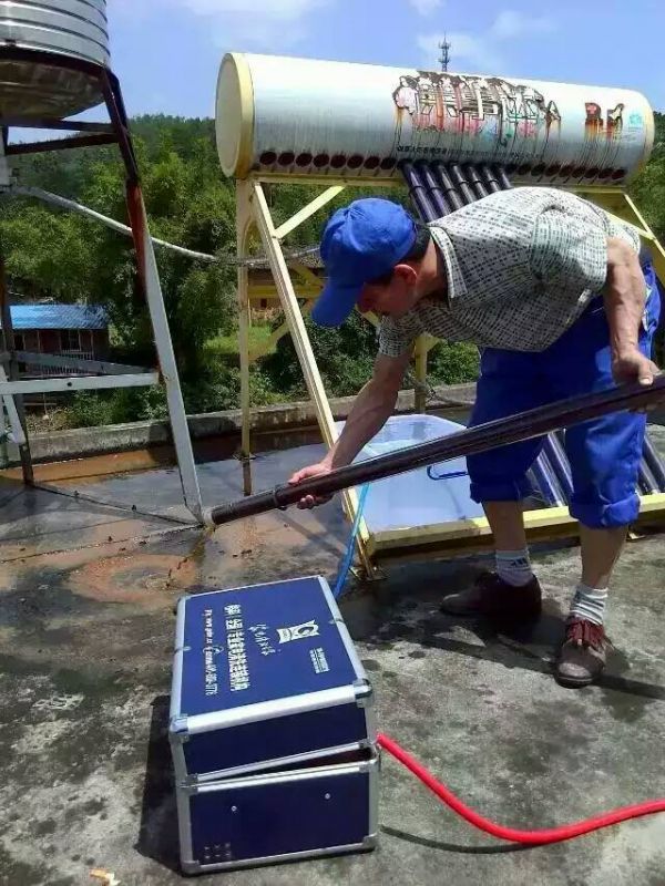 空气能热水器和太阳能连一起原理,太阳能热水器与空气能热水器价格