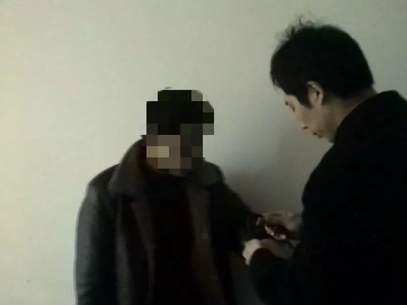 午夜时分，西安长安区一村子的古墓里突然发出一声巨响！而墓主人竟然是唐玄宗曾经最宠爱的女人，不是杨玉环