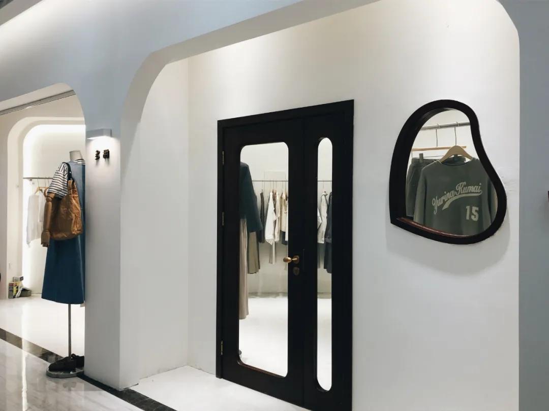 乌鲁木齐九鼎服装批发市场价格,乌鲁木齐批发服装便宜的地方2-3元