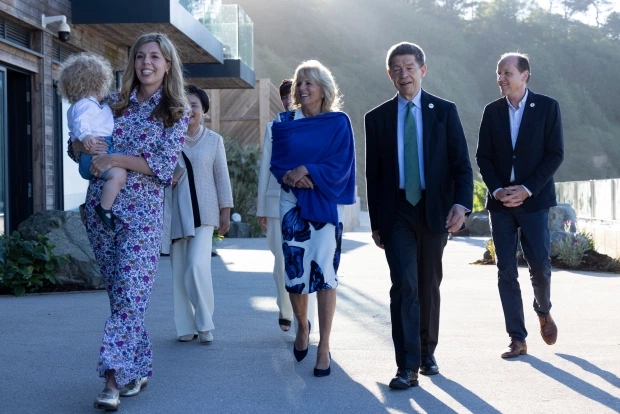 娉曞浗鎬荤粺澶汉甯冧附鍚夌壒绌挎惌,娉曞浗澶汉甯冧附鍚夌壒绌挎惌澶ц。