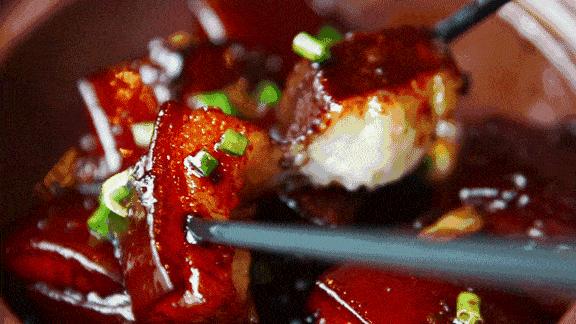 猪肉是怎么形成的,吃了那么多年的火腿肠你知道吗