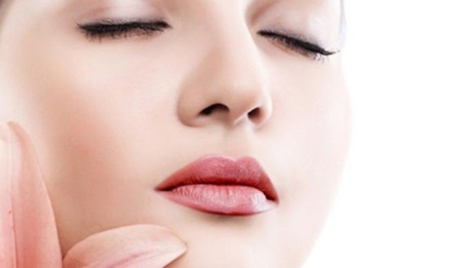 后天黑色素累积，可通过防晒白回去，但是防晒见效太慢怎么办？