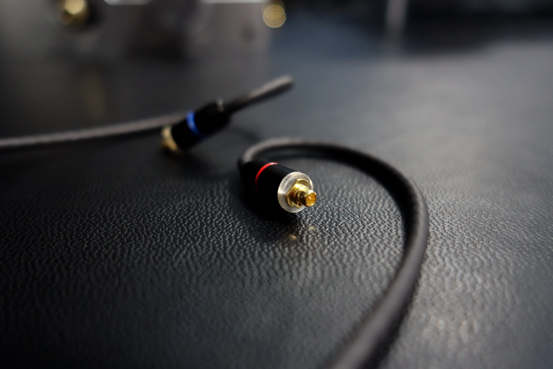 两百元以内pubg耳机测评,不到千元rgb音响