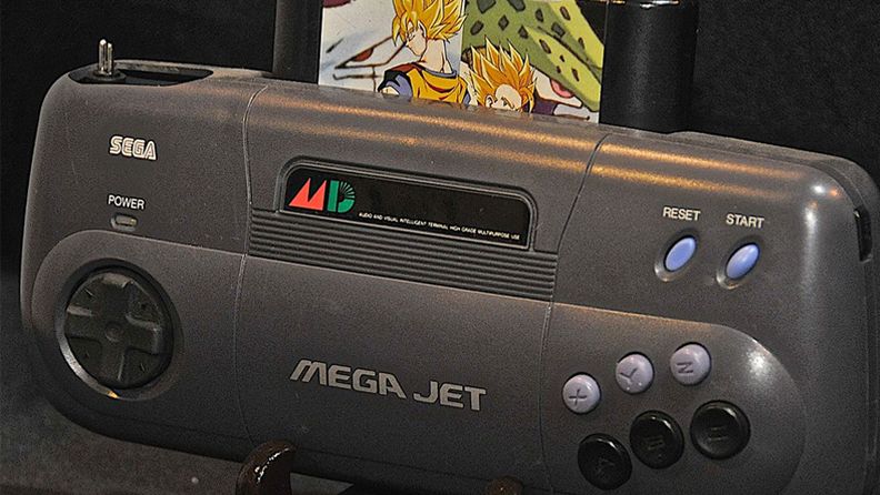 如果回到1993年，好想玩一玩飞机上的世嘉MegaJet