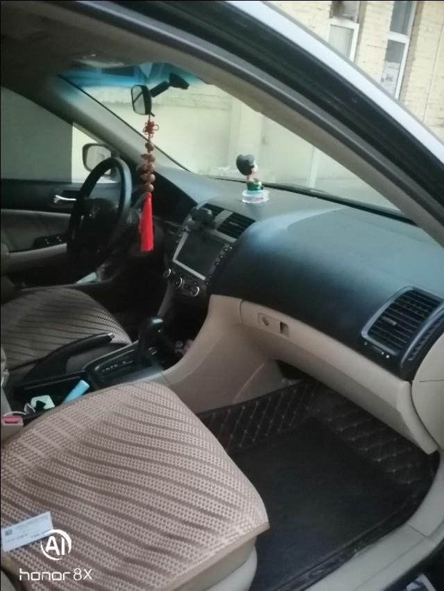 06年6代雅阁2.0自动挡,06年雅阁七代半2.4怎么开