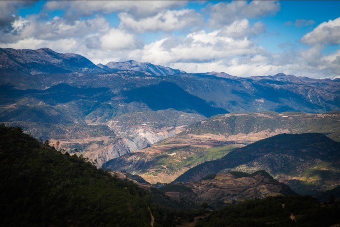 消失的地平线上的“香巴拉”和“女儿国”（二）