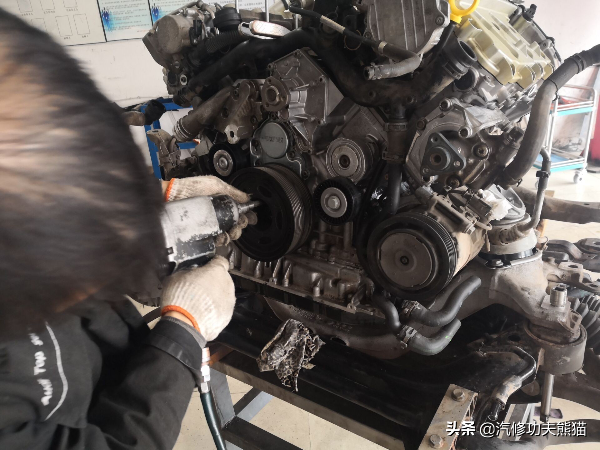 2020款保时捷卡宴s烧机油吗,保时捷卡宴免拆治理烧机油靠谱吗