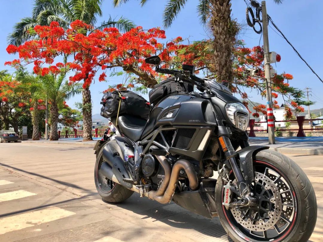 4天4000公里进藏,骑着大魔鬼进藏13天4000多公里