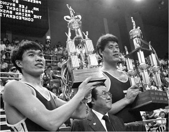 穆铁柱的身高是多少米,穆铁柱子女状况