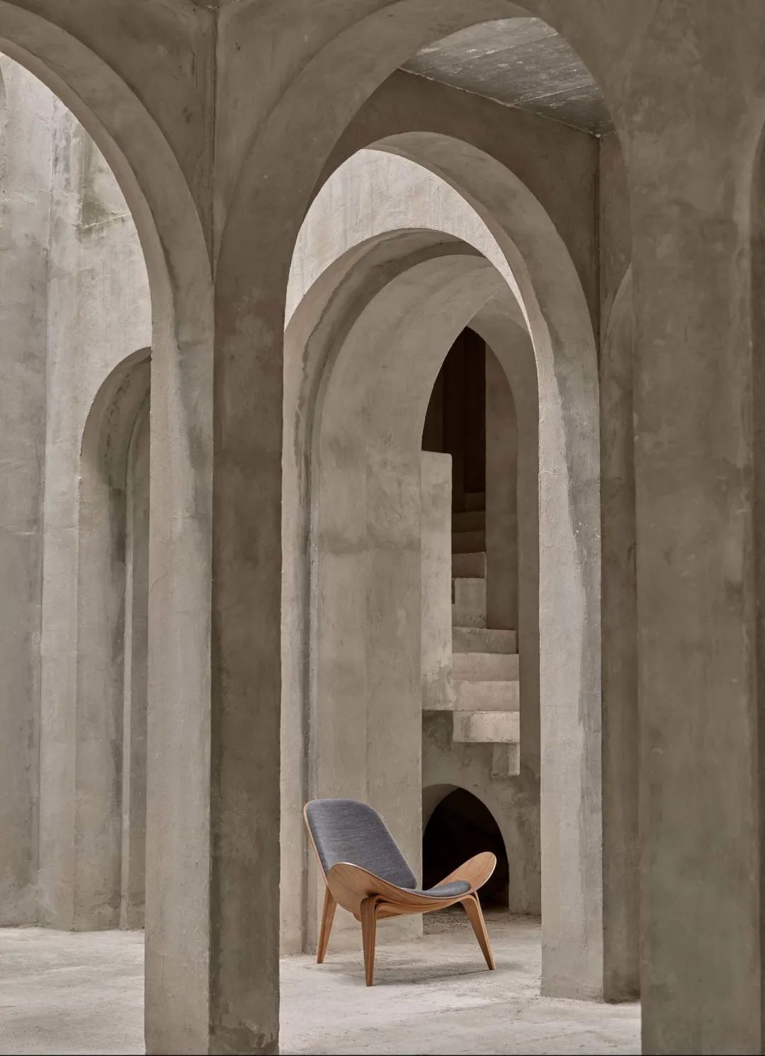 CarlHansen主理人的家：他买了一座古堡放丹麦现代设计家具