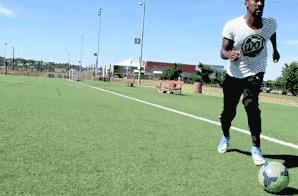 实战简单过人技巧,双变向过人如何做到精髓