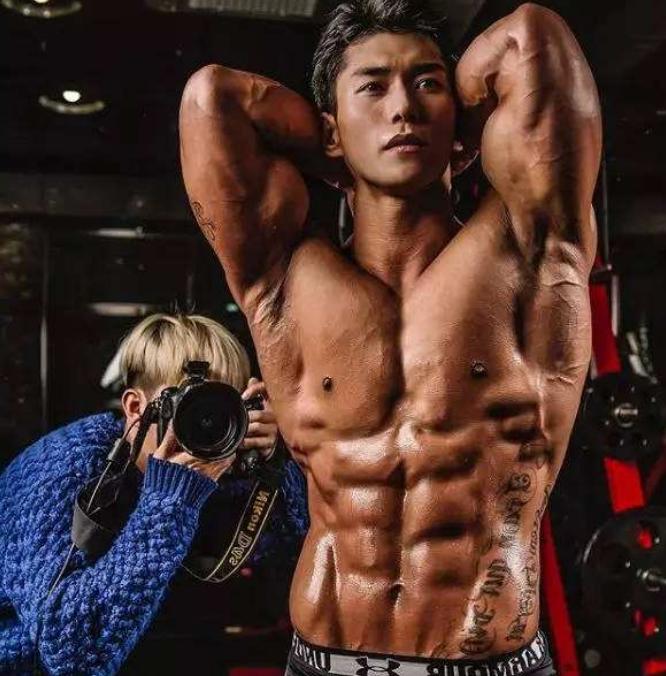 每天一勺乳清蛋白粉有什么好处,正确吃乳清蛋白粉不长胖