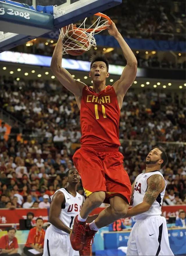 王治郅08年奥运会场均拿下7.7分，朱芳雨8分，姚明和阿联是这数据