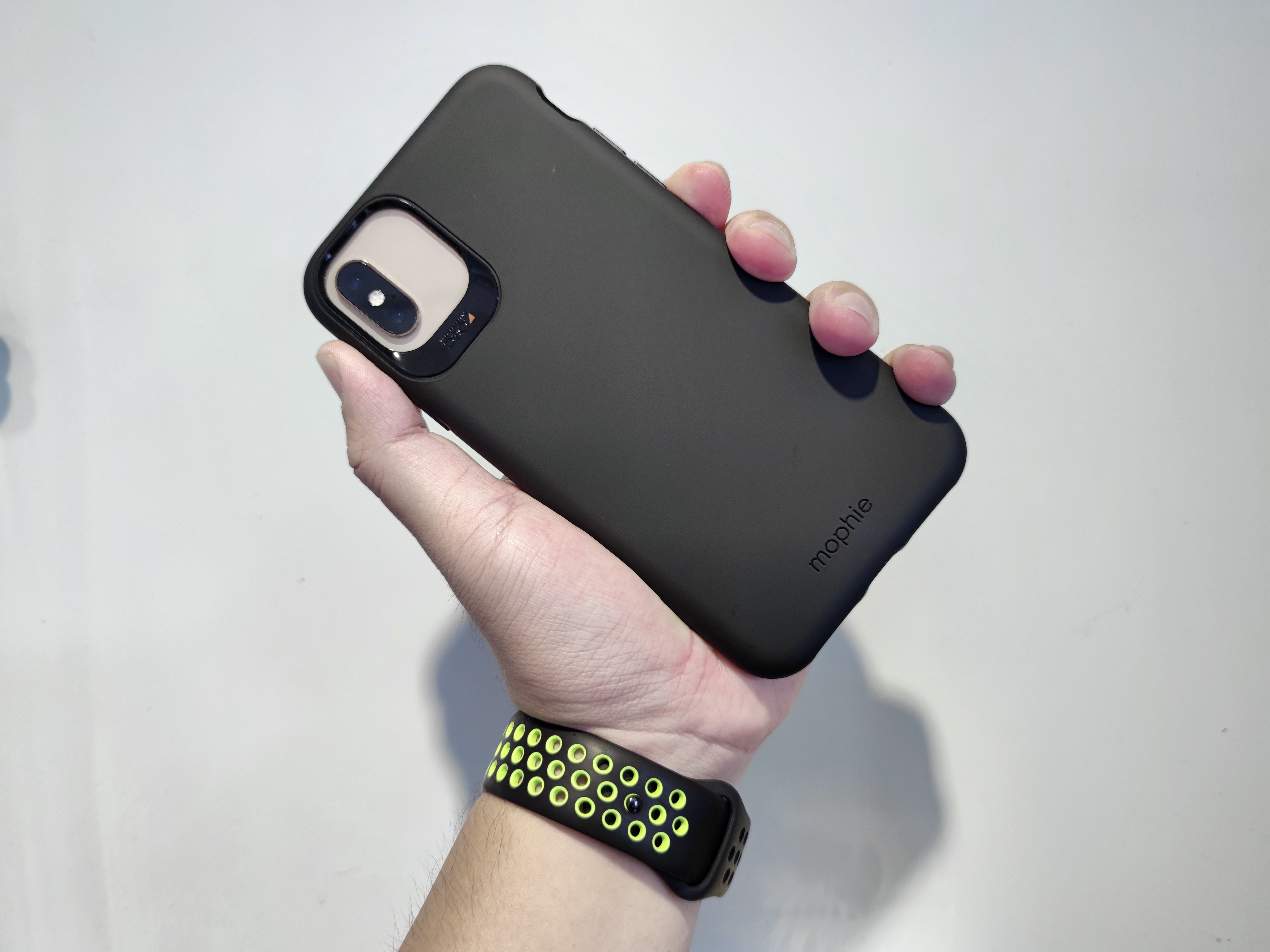 belkin和mophie钢化膜哪个好,mophie钢化膜哪个牌子好