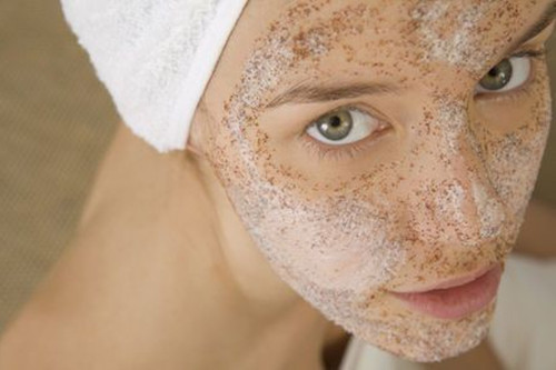去角质脸上搓出黑泥是角质吗,怎么判断脸要不要去角质