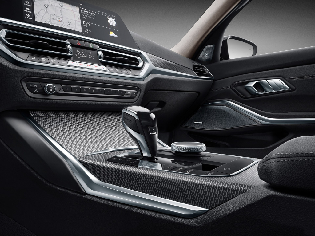 给宝马3系强塞156匹马力，抱歉，实在接受不了