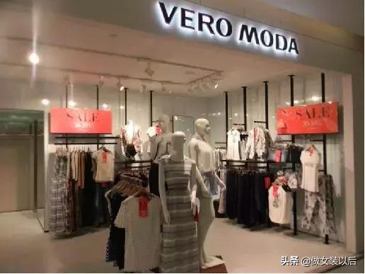 流水的衣服铁打的牛仔裤,流水的时装铁打的模特