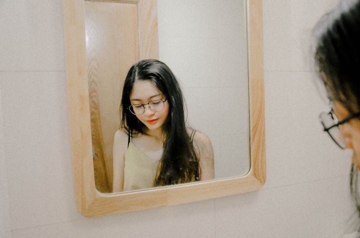 怎样选到真正好看的眼镜框,选择什么样的眼镜框比较好看