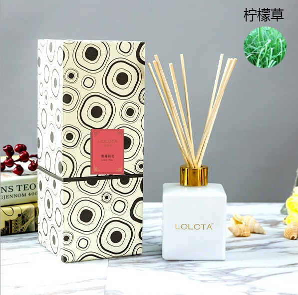 日常生活中必备的六种精油,玫瑰精油的正确使用方法