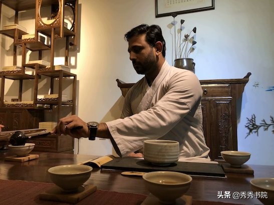 中巴友谊之花香满书院