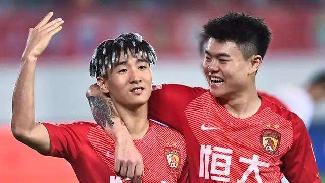 杨立瑜破门韦世豪,韦世豪杨立瑜亚洲杯