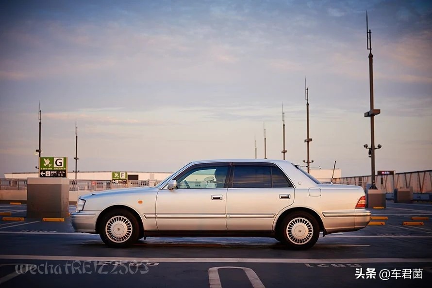 情怀皇冠老车经典语录,情怀老车06年皇冠