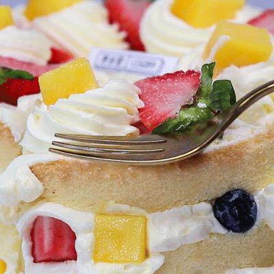 为了这家蛋糕店,我想每天过生日