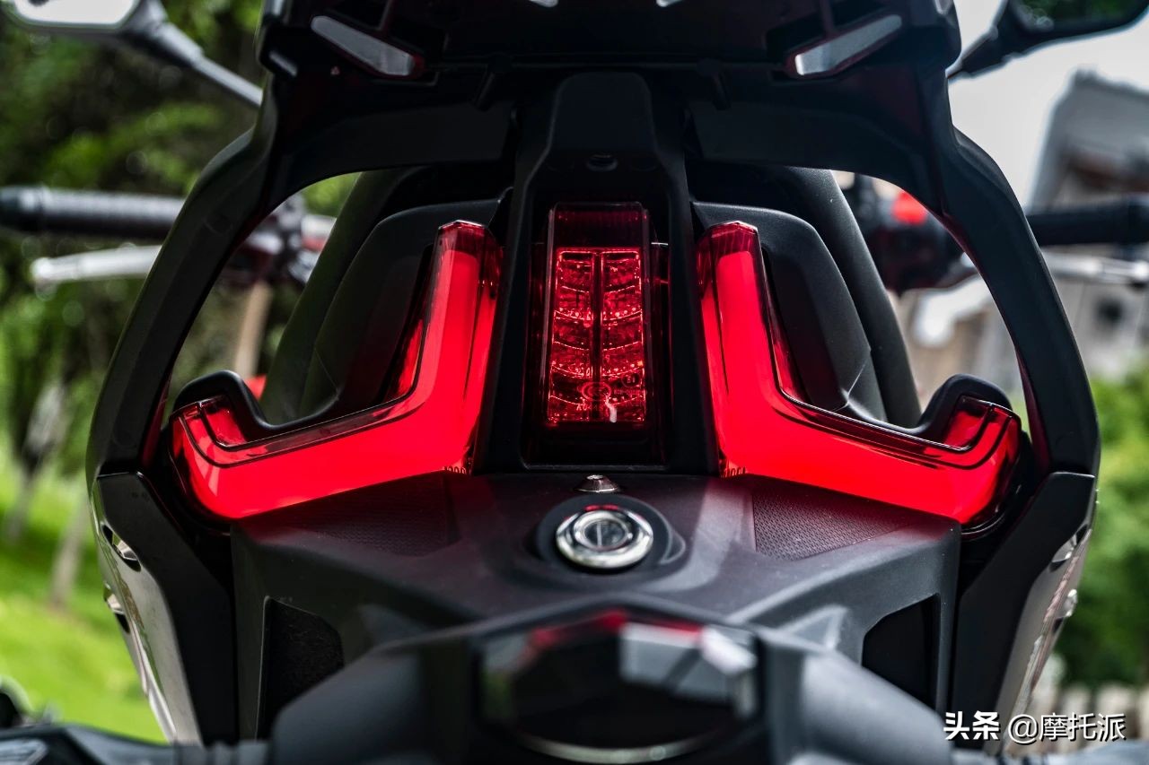 无极500ds和贝纳利502哪个好,无极500ds2019款与2021款区别