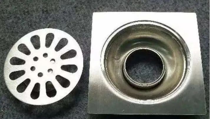 卫生间有臭味是楼上的原因吗,卫生间总有一股臭味怎么找原因