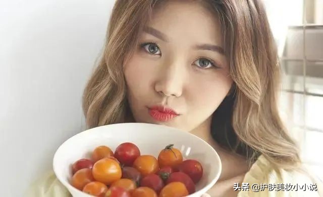 用什么护肤品能让黑眼圈快速消除,消除黑眼圈怎么护肤