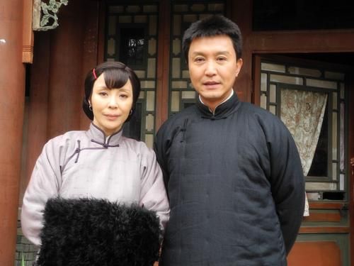 痴情的吴刚照片,吴刚宠妻甜蜜百分百完整版