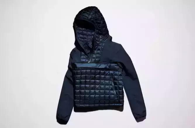 北面让supreme带火了,supreme北面挂布