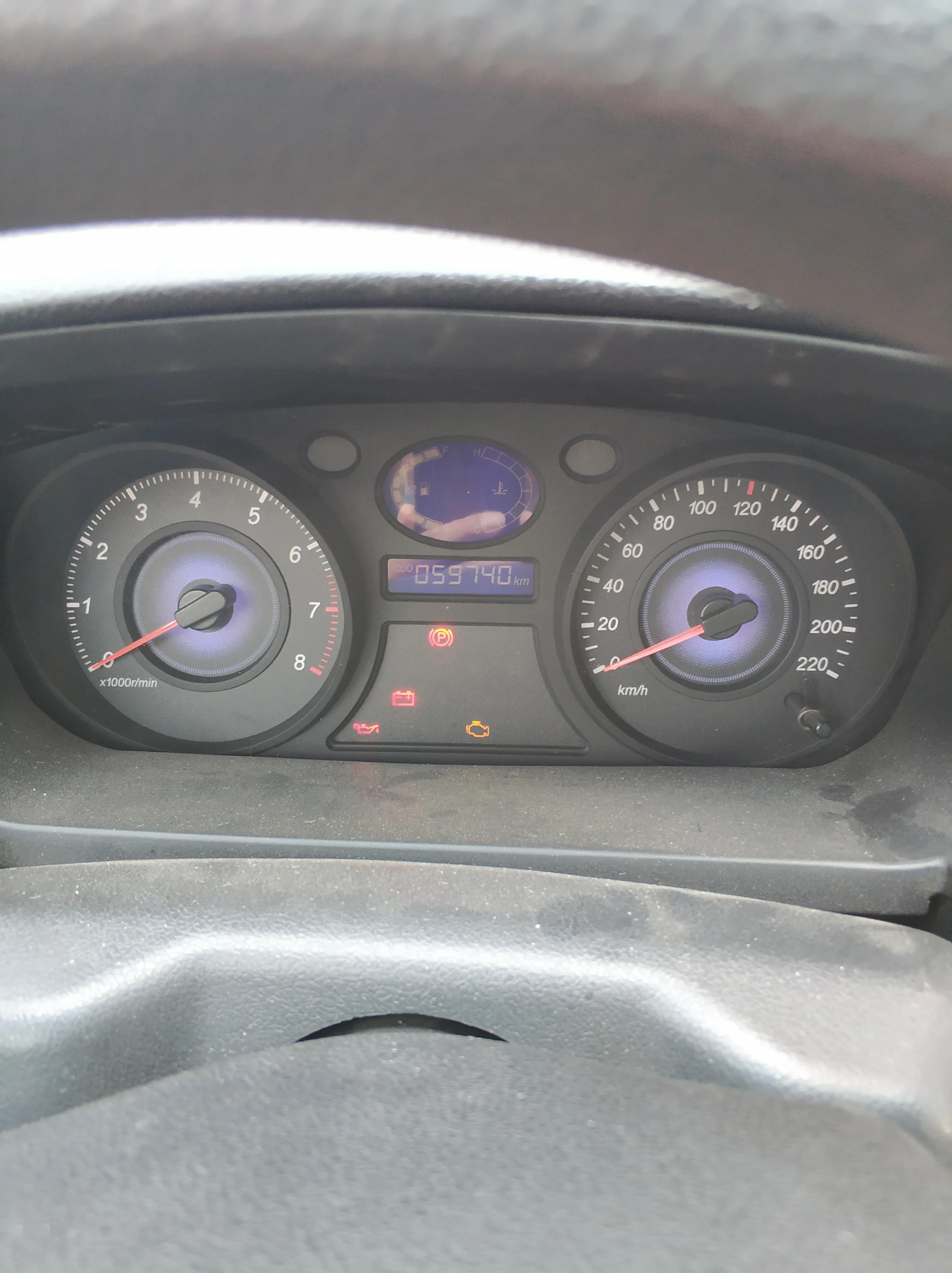 12年自由舰多少钱,11年自由舰三缸二手车价格