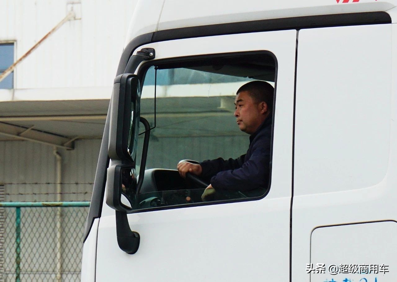 美孚黑霸王15w-40,美孚黑霸王15w-404升机油多少钱