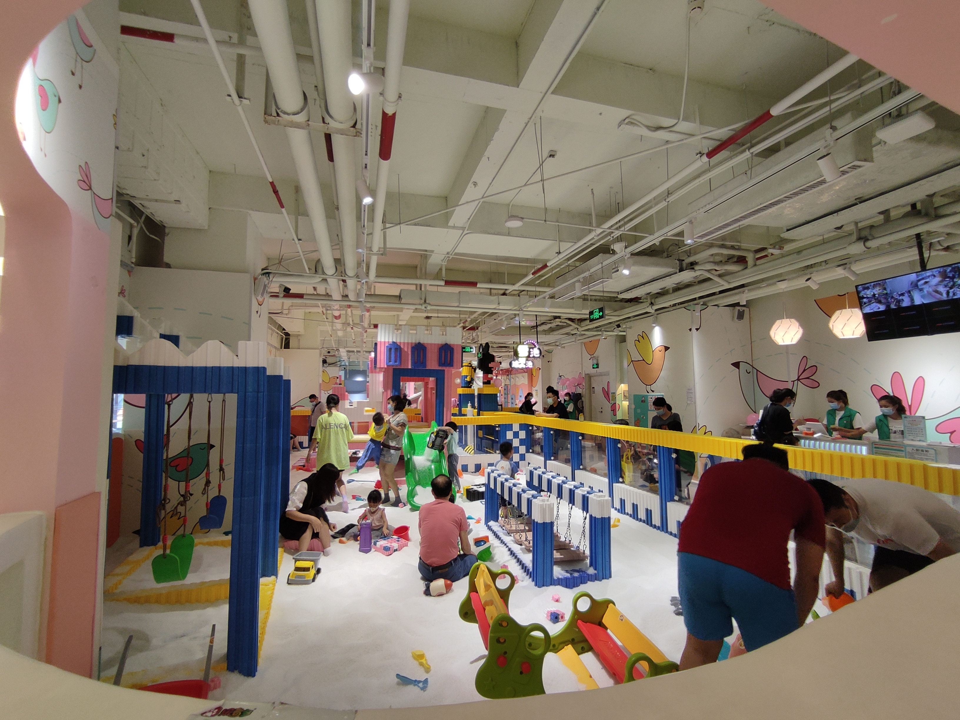 儿童乐园弄什么挣钱,开一家儿童乐园到底怎么样