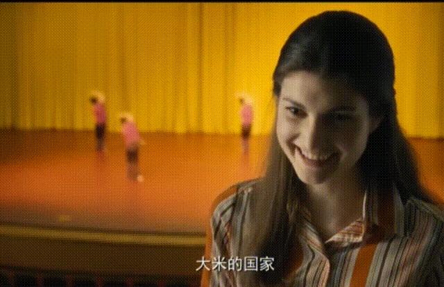 最好的爱情是心灵门当户对,爱情需要三观一致不然就是折磨