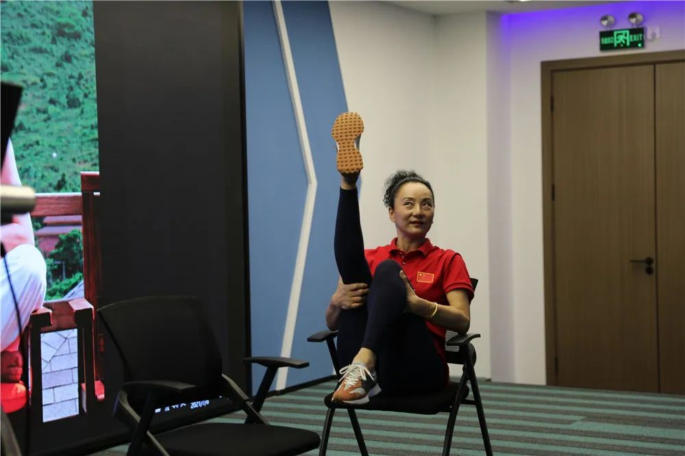 景丽瑜伽理疗视频,景丽瑜伽全集完整版