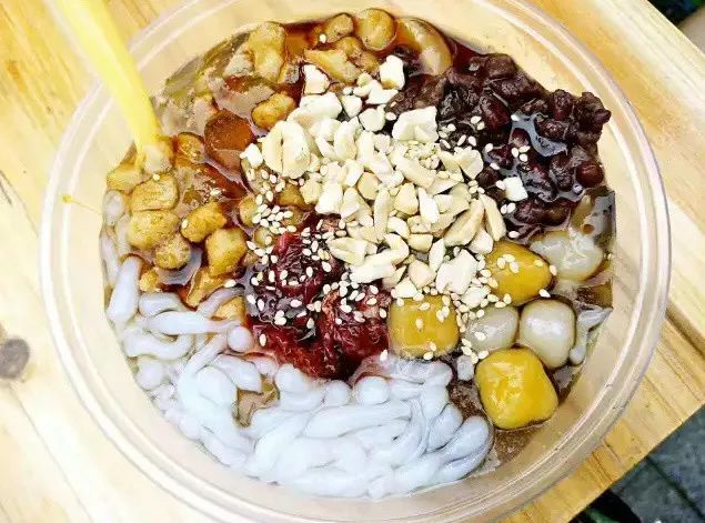 乐山冰粉在哪个地方,乐山最好吃的凉糕和冰粉